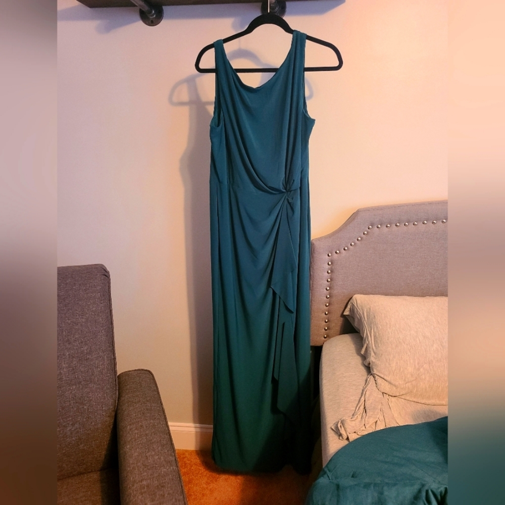 chaps emerald dress